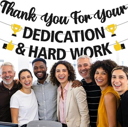 شكرًا لك على تفانيك ولافتة العمل الجاد في يوم تقدير الموظفين، وحفلات التقاعد، وتكريم المعلمين والممرضات، واحتفالات الفريق، وفعاليات المتطوعين والتخرج in Kuwait