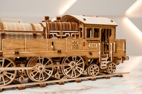 مجموعة قطارات خشبية Wood Trick Grand Traveler 246 مع سكة ​​حديدية - ركوب يصل إلى 20 قدمًا - 16 × 4 بوصة - مجموعة نماذج قاطرة - ألغاز خشبية ثلاثية الأبعاد للبالغين للبناء - نماذج DIY الهندسية للبالغين للبناء in Kuwait