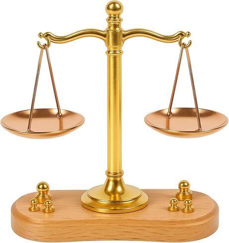 1Pcs Dollhouse Mini Balance Scale 1: 12 Realistic Vintage Balance Scale Decor, Collectible Miniature Mini Balance Scales with Weights for Creative Displays and Gifts in Saudi Arabia
