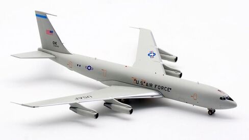 1:200 USA - Air Force Boeing TC-18E (707-331C) 81-0893 w/Stand in Saudi Arabia
