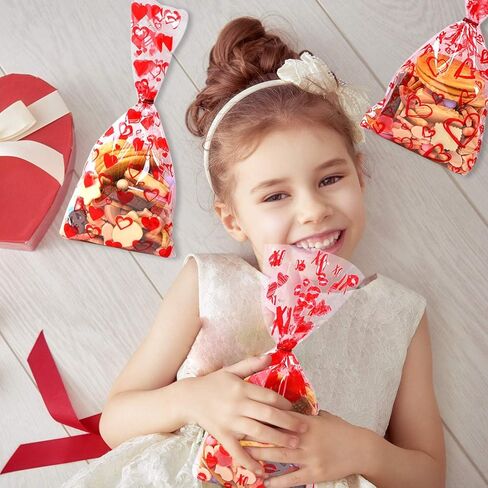 Aneco 100 حزمة أكياس السيلوفان عيد الحب 10.6 × 5.1 بوصة أكياس حلوى عيد الحب 4 أنماط أكياس هدايا عيد الحب أكياس بلاستيكية شفافة من السيلوفان مع أربطة ملتوية لمستلزمات حفلات عيد الحب in Saudi Arabia