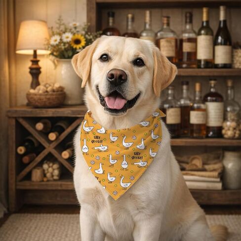 Goose Pattern Dog Bandana, Cute Farm Animal Cartoon Print Pet Kerchief, Adjustable Triangle Dogs Scarf, Silly Goose Pet Accessories Dog Scarf for Small Medium Dogs in Saudi Arabia