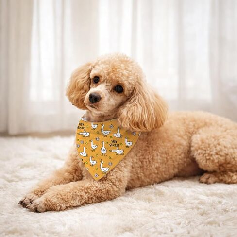 Goose Pattern Dog Bandana, Cute Farm Animal Cartoon Print Pet Kerchief, Adjustable Triangle Dogs Scarf, Silly Goose Pet Accessories Dog Scarf for Small Medium Dogs in Saudi Arabia