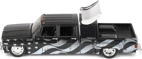 M2 Machines 1/64 1973 تشيفي شايان سوبر 30 ستارز آند سترايبس بيك اب شاحنة 39000-MJS07 in Kuwait