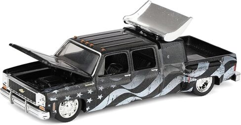 M2 Machines 1/64 1973 تشيفي شايان سوبر 30 ستارز آند سترايبس بيك اب شاحنة 39000-MJS07 in Kuwait