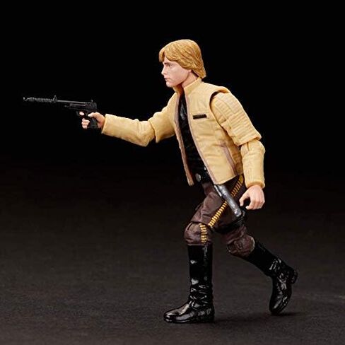 Star Wars E4 Vintage Luke Skywalker Yavin 3.75 inch Figure Exclusive in Saudi Arabia