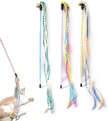 عصا القطط للأماكن الداخلية، 3 قطع من عصا الإثارة النابضة بالحياة مع جرس ألعاب تفاعلية للقطط، لعبة عصا القطط اللطيفة والآمنة in Kuwait