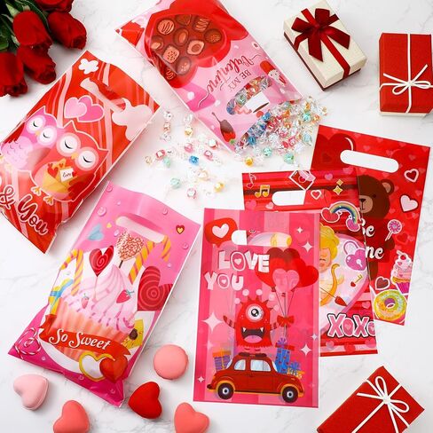 Tatuo 150 Pieces Valentine's Day Gift Treat Bags Goodie Bags for Valentine's Day Goodie Candy Snack Cellophane Party Favor Gift, 6 Designs(Cartoon) in Saudi Arabia