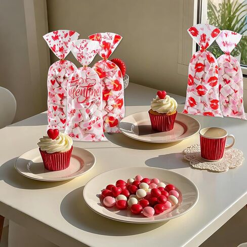 120 قطعة من حقائب هدايا عيد الحب من السيلوفان من JTYKUYR بنمط قلب أحمر وحفلات الزفاف وحلوى الكوكيز ومستلزمات تغليف الهدايا مع 120 قطعة من ربطات العنق (6 أنماط) in Kuwait