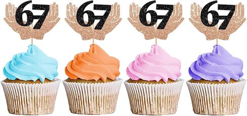 24 قطعة من أغطية الكب كيك المرحة 6 7، I Was 6 Now I'm 7 لعيد الميلاد، 6-7 ستة سبعة مع أعواد كب كيك يدوية لتزيين حفلات أعياد الميلاد/الجيل Z - لمعان بني وأسود in Kuwait