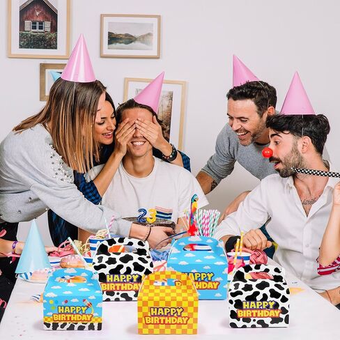 16 قطعة من حقيبة هدايا قصة كرتونية من Bsenhe، زينة عيد ميلاد لقصة كرتونية، حقائب هدايا للحفلات، صناديق هدايا للحفلات، مستلزمات حفلات أعياد الميلاد، أكياس حلوى مطبوعة على شكل بقرة بيضاء سماوية in Kuwait
