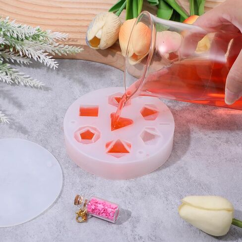 5 Pcs Resin Dice Mold, Silicone Molds for Epoxy with 7 Cavities for Resin Casting DIY Dice Making Table Board Game Lovers Gift in Saudi Arabia