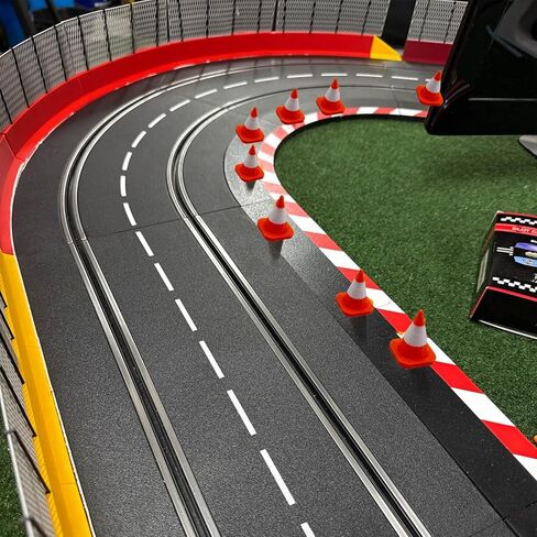 مخاريط المرور بمقياس 1:64 للعجلات الساخنة تعزز عالمك المصغر المثالي لعلبة الثقاب in Kuwait