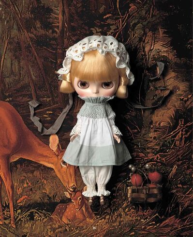 Blythe Antique Closet (applemints) in Saudi Arabia