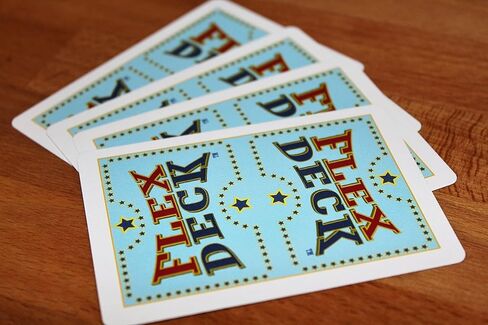 Flexdeck: (الدومينو، ألعاب الكلمات، ألعاب الورق مجتمعة) الكل في واحد من أوراق اللعب للأطفال والكبار للسفر واللعب في المنزل in Saudi Arabia