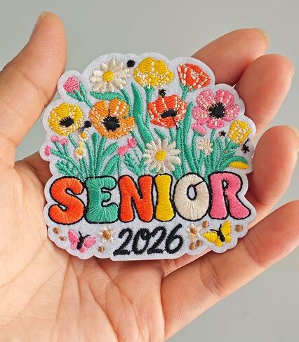 فئة كبار من 2026 الحديد على بقع مع زهرة المدرسة الثانوية كلية خريج طالب التصحيح المطرزة للملابس الجينز حقائب الظهر القبعات (اللون أ) in Kuwait