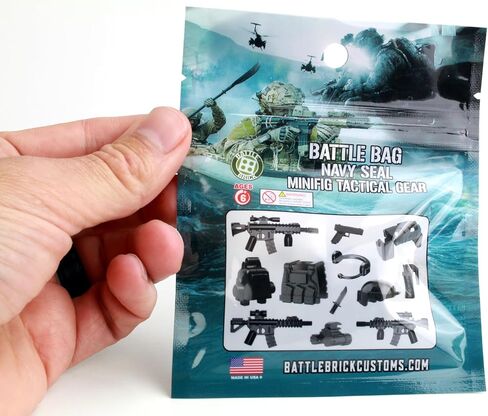 مجموعة أسلحة Battle Brick Battle Bag Navy Seal متوافقة مع Lego® Minifigs in Saudi Arabia