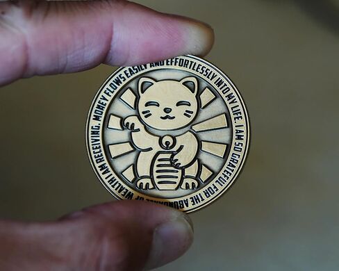 Lucky Cat Manifestation Coin – Law of Attraction Tool with Yin-Yang Design for Prosperity, Good Luck & Positive Energy in Saudi Arabia