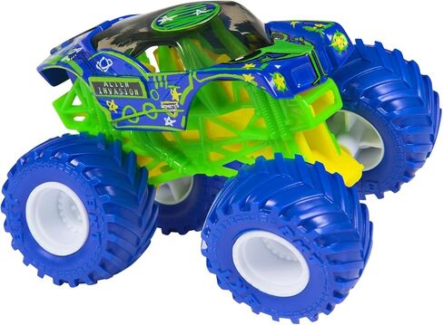 Monster Jam 2026 Official 1:64 Diecast Truck Series 45 غزو كائن فضائي طفولي in Kuwait