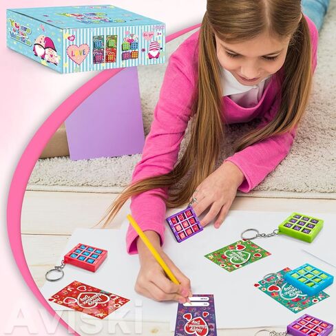 28PACK Valentine's Day Greeting Cards With Tic Tac Toe Game Keychains, Kids Valentine Exchange Cards for Girls Boys School Class Exchange Gifts, Classroom Prizes, Valentine Party Favors in Saudi Arabia