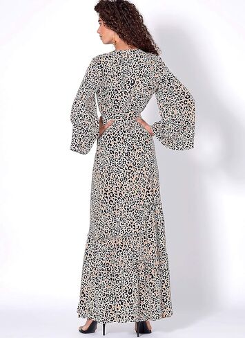 فستان McCall's Patterns نسائي بطول الكاحل من McCall مقاسات 6-14 نمط خياطة، أبيض in Kuwait