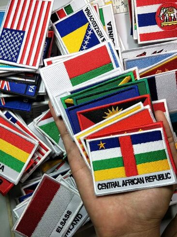 جمهورية الدومينيكان العلم التصحيح جمهورية الدومينيكان علم الدولة الحديد على علامة شارة زي موحد شعار التصحيح العلم ملصقات عسكرية التطريز الحديد على الخياطة (05) in Kuwait