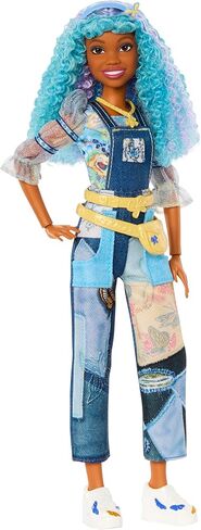 Mattel Disney Descendants 4: دمية وإكسسوارات The Rise of Red Fashion - إيلا، سندريلا الصغيرة مع ملابس مستوحاة من الفيلم in Saudi Arabia