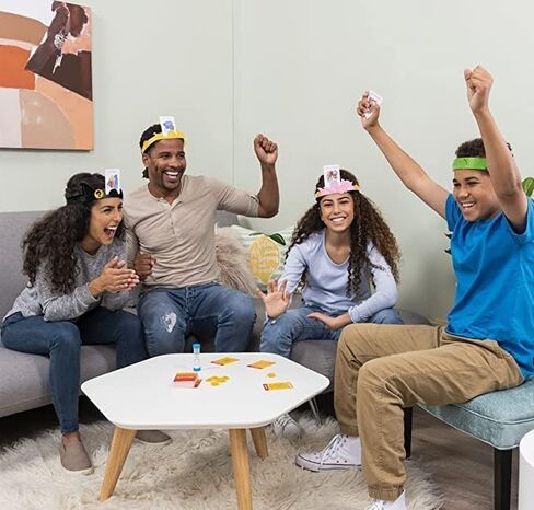 لعبة الأسئلة السريعة من أنا؟ 2-4player ما أنا لعبة لعبة متنها in Saudi Arabia