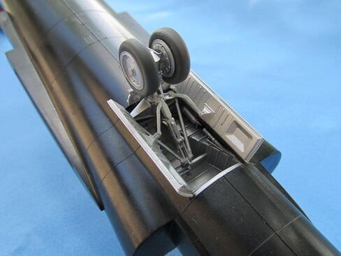 MDR48157-1/48 U-2R، TR-1A/B. معدات الهبوط (إيتاليري/المختبرون) in Saudi Arabia