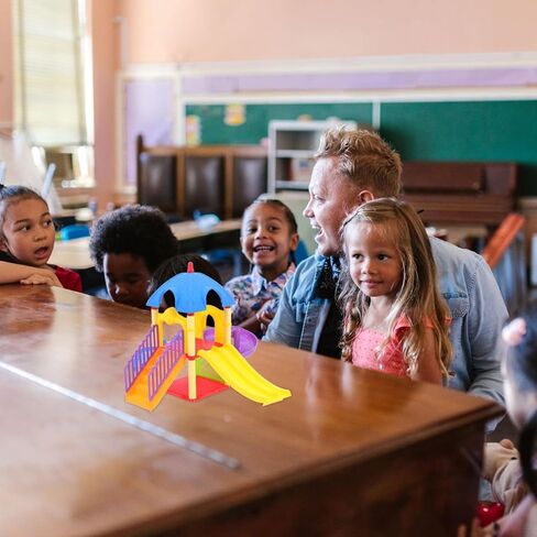 doitool الأطفال الصغار ملعب نموذج لعبة الشرائح، شريحة صغيرة زخرفة بيت الدمية للأطفال، ديكور ملعب دمية مصغرة للعب التظاهر وتزيين الغرفة، 11. 4 × 11 × 9 بوصة in Kuwait