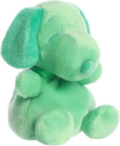 Aurora® Adorable Peanuts® Snoopy Color Collection Palm Pals™ الحيوانات المحشوة - ألعاب مرخصة رسميًا لجميع محبي سنوبي - هدية حنين للبالغين واحتفالات أعياد الميلاد - أخضر 5 بوصات in Kuwait