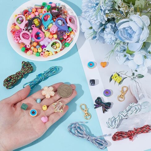 1 Box 647Pcs Beads Keychain Making Kit DIY Beaded Keychain Kit Acrylic Colorful Letter Star Bow Love Key Chain Bag Charm Jewelry Making Beads for DIY Crafts Supplies Party Favor Gifts Adults in Saudi Arabia