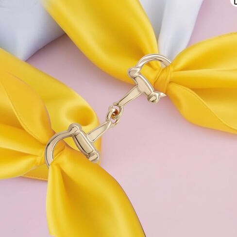 Scarf Ring Clip - Elegant Metal Scarf Holder for Women, Wide Band Chunky Chain Shawl Clasp, Versatile Scarf Pin in Saudi Arabia