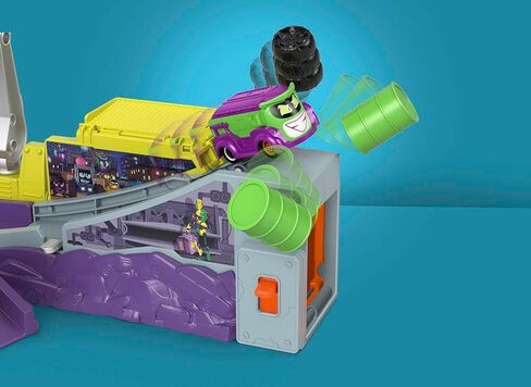 مجموعة لعب سيارة فيشر برايس DC Batwheels، مقر إطلاق Legion of Zoom مع منحدر وقاذف بالإضافة إلى مزحة The Joker Van، للأعمار من 3 سنوات فما فوق، HNP07 in Saudi Arabia