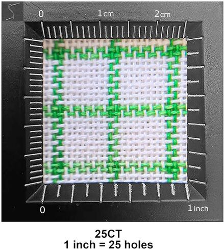 25 قطعة من الأقمشة ذات الغرز المتقاطعة سهلة العد، باللون الأبيض مع خطوط شبكية خضراء قابلة للذوبان في الماء (29 بوصة عرض × 39 بوصة طول) in Kuwait