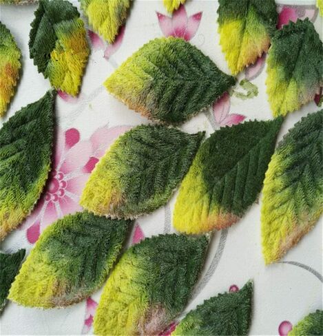 20pcs Fake Fabric Leaves Gradient Green 2-Faced Velvet Leaf Appliques Craft Artificial Leaves for Scrapbook Craft Project Wedding Party Decoration (4.5cm/1.77inches) in Saudi Arabia