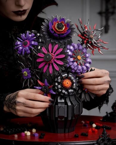 Dark Sunflowers Building Set with Vase, Gothic Purple Van Gogh Sunflower for Home Decor, Compatible with Lego Sunflower Botanicals Collection, 1183 PCS in Saudi Arabia