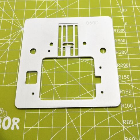 YICBOR Needle Plate Compatible with Singer 4411 Heavy Duty, 4423 Heavy Duty, 4432, 4452 (Needle Plate only) in Saudi Arabia