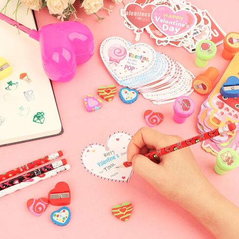 مجموعة قرطاسية مصاصة عملاقة لعيد الحب مكونة من 24 قطعة - هدايا تبادل الفصول الدراسية للأطفال مع ممحاة قلم رصاص ومسطرة ومبراة على شكل قلب، هدايا لحفلات المعلمين in Kuwait
