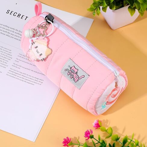 الوردي مقلمة kawaii مع سلسلة المفاتيح القط، كريم لفة الكرتون سعة كبيرة لطيف القط حقيبة ماكياج مع سحاب للنساء ماكياج فرش القرطاسية الأقلام هدية عيد الحب in Kuwait