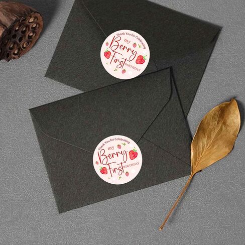 ملصقات عيد ميلاد الفراولة، ملصقات هدايا لحفلات أعياد الميلاد الأولى من بيري، ملصقات دائرية مقاس 1.6 بوصة لحقائب الهدايا والهدايا، ملصقات "شكرًا لك على الاحتفال بعيد ميلادي الأول من بيري"، 120 قطعة in Kuwait