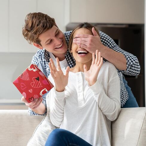 ورق قلب Geluode Love Heart، ورق تغليف عيد الحب، ورق تغليف هدايا على شكل قلب أبيض وأحمر، 6 تصميمات مطوية مسطحة مقاس 20 × 28 بوصة لكل ورقة لحفلات الزفاف، وحفلات الزفاف، والخطوبة، وعيد الحب in Saudi Arabia