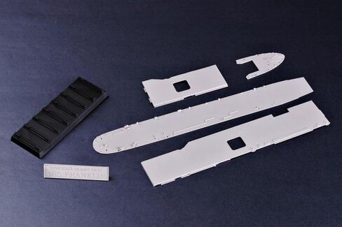 Trumpeter 1/700 USS Franklin CV13 Aircraft Carrier Model Kit in Saudi Arabia