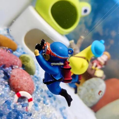 Scuba Diver Fish Tank Decoration - Interactive Floating PVC Accessory with Diving Gear, Adding Color to Lively Aquarium Scenes in Saudi Arabia