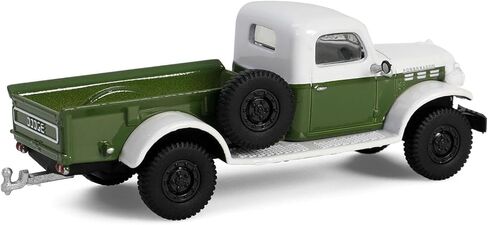 Greenlight 1/64 1950 Dodge Power Wagon مع مقطورة شحن 1/4 طن، أخضر وأبيض، سلسلة Hitch & Tow 32 32320-A in Kuwait