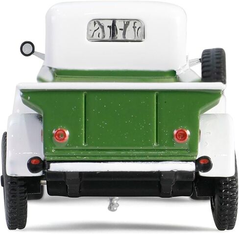Greenlight 1/64 1950 Dodge Power Wagon مع مقطورة شحن 1/4 طن، أخضر وأبيض، سلسلة Hitch & Tow 32 32320-A in Kuwait