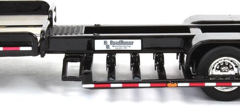 Diecast Masters 1/64 RoadRuner Manufacturing Model 4000 بخاخ مقطورة 71127 in Saudi Arabia