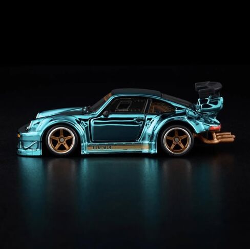 هوت ويلز RLC الحصري RWB بورش 930 in Saudi Arabia