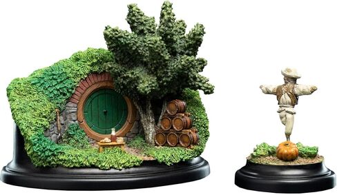 Weta Workshop Polystone - 15 Gardens Smial Hobbit Hole in Saudi Arabia