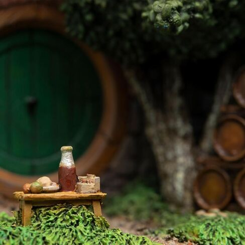 Weta Workshop Polystone - 15 Gardens Smial Hobbit Hole in Saudi Arabia